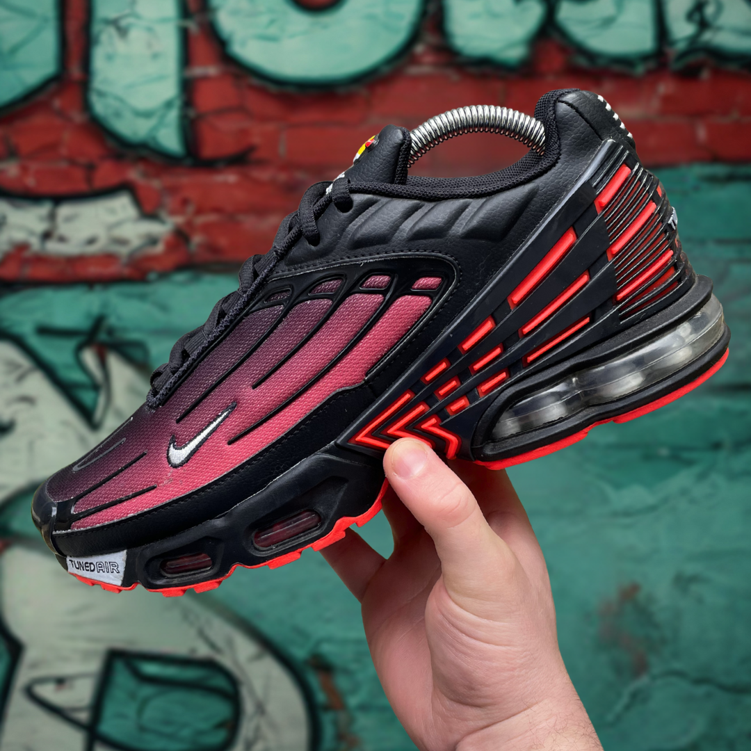 Nike Air Max Plus 3 Tn Deadpool